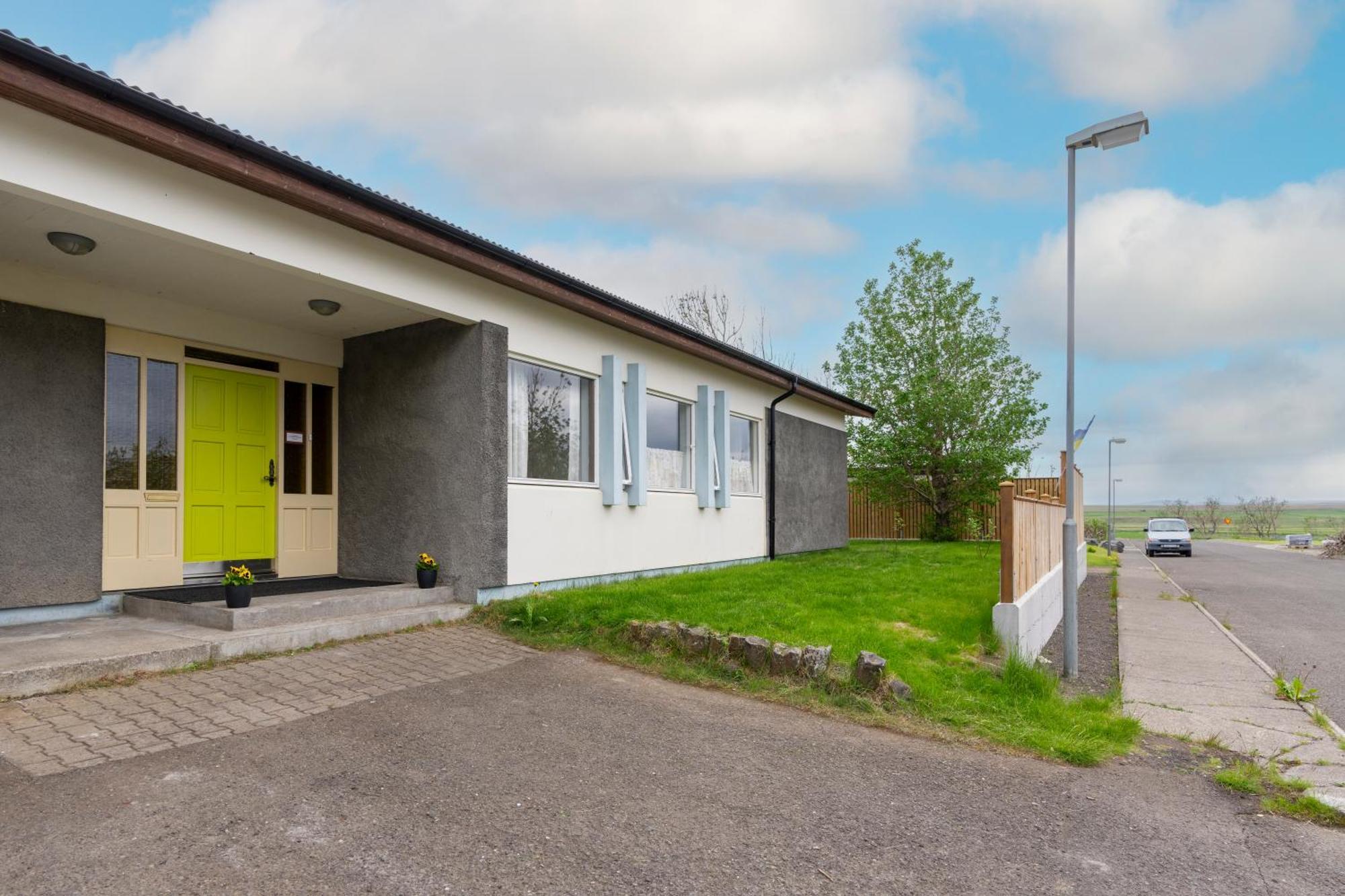 Tunfifill Guesthouse - Free Hot Tub And Sauna, Cozy And Quiet Hvammstangi Exterior photo