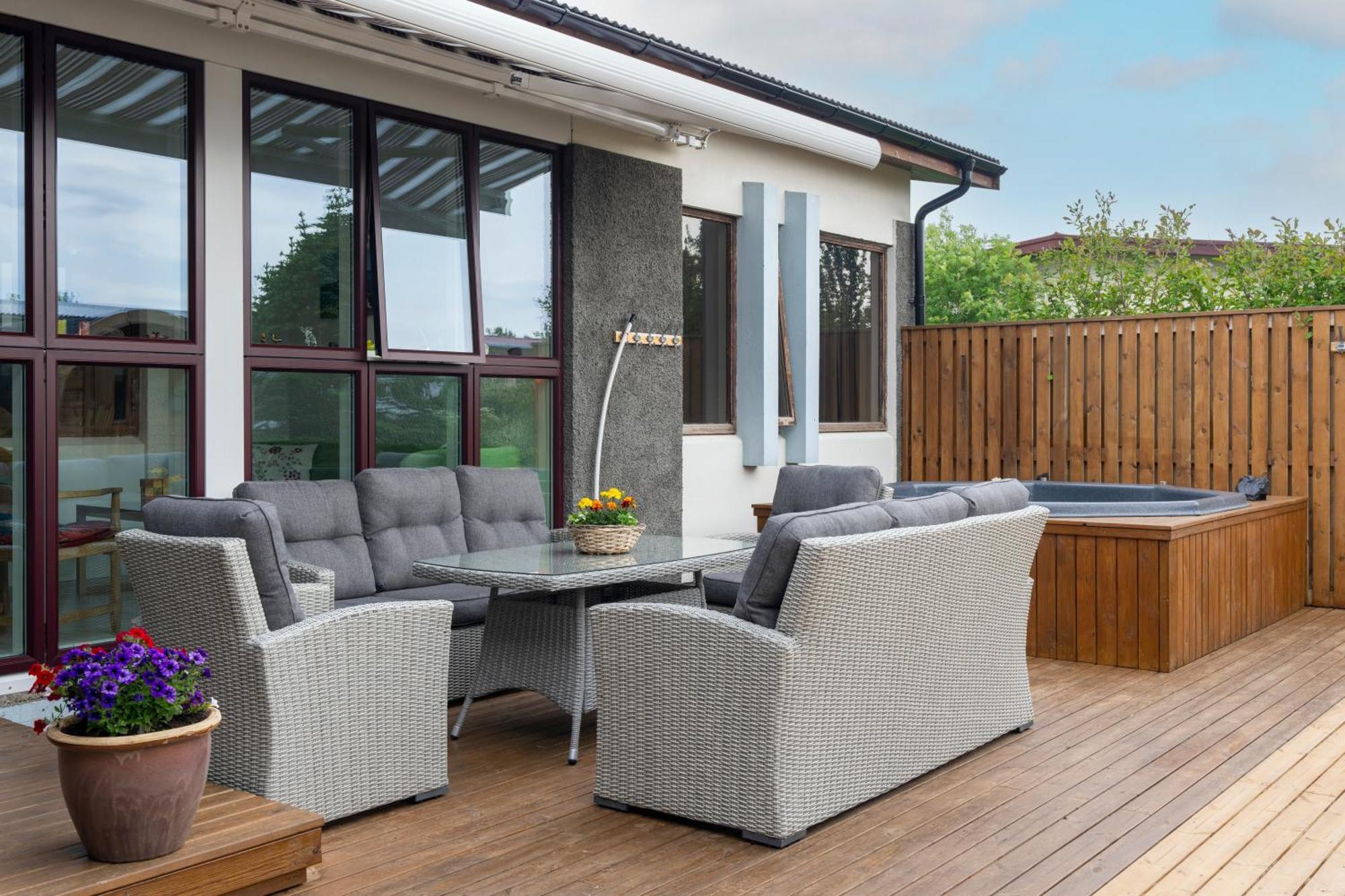Tunfifill Guesthouse - Free Hot Tub And Sauna, Cozy And Quiet Hvammstangi Exterior photo